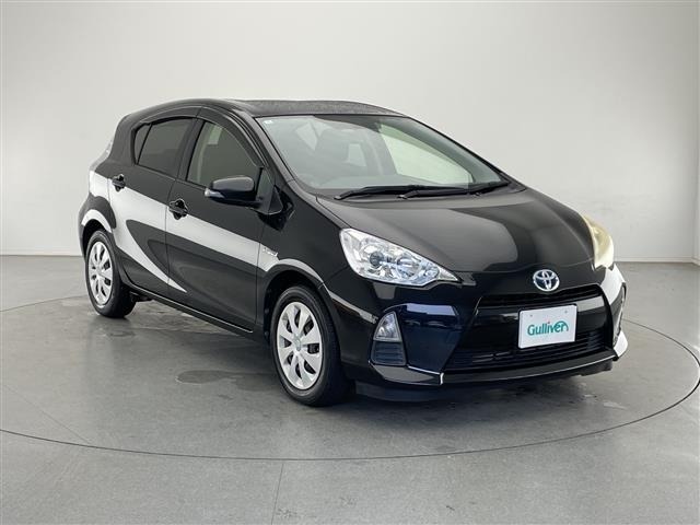 Toyota AQUA 2012 8274318-0