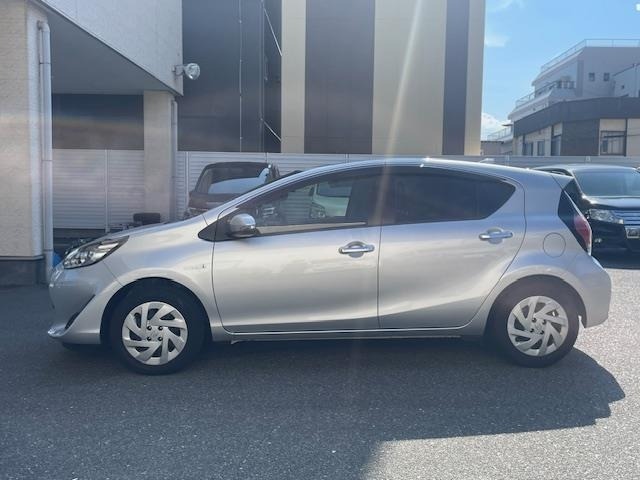 Toyota AQUA 2019 8274325-1