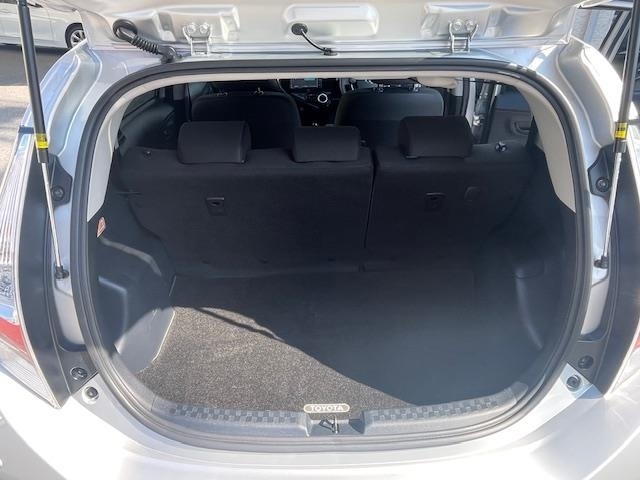 Toyota AQUA 2019 8274325-7