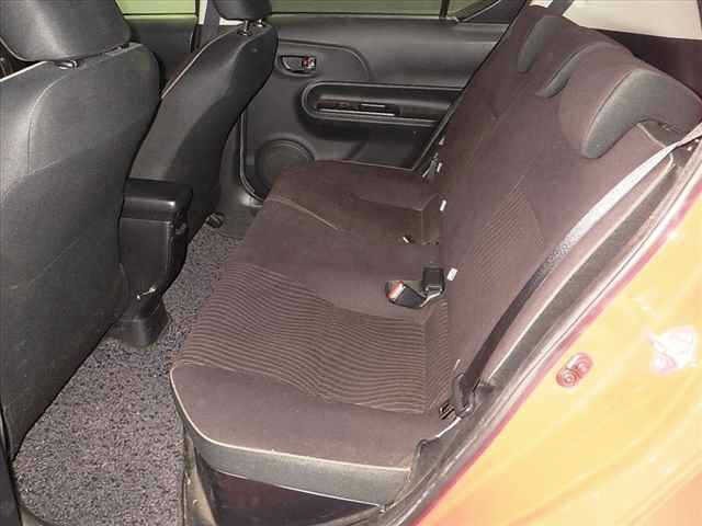 Toyota AQUA 2015 8274346-6