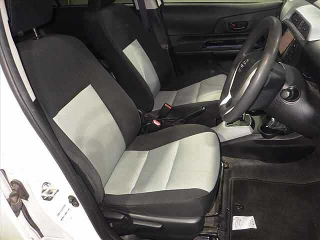 Toyota AQUA 2013 8274354-9