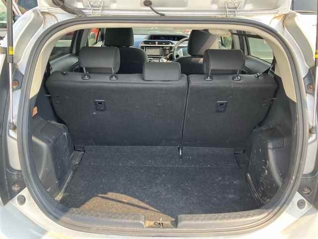 Toyota AQUA 2015 8274359-10