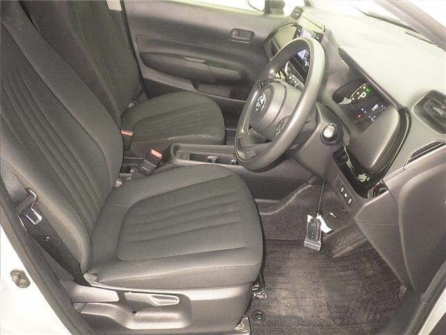 Toyota AQUA 2021 8274478-5
