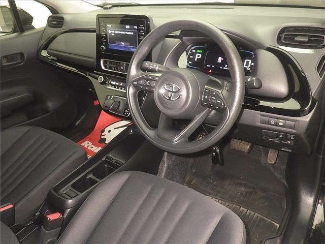 Toyota AQUA 2022 8274488-3