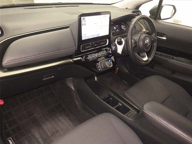 Toyota AQUA 2021 8274489-4