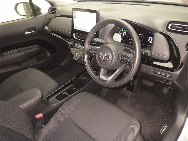 Toyota AQUA 2021 8274492-3