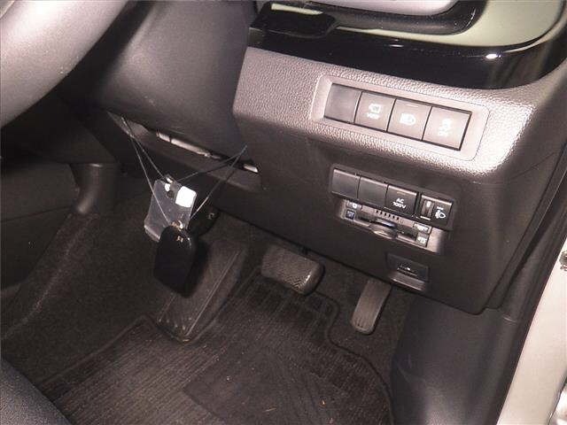 Toyota AQUA 2021 8274492-8