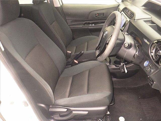 Toyota AQUA 2017 8274493-5