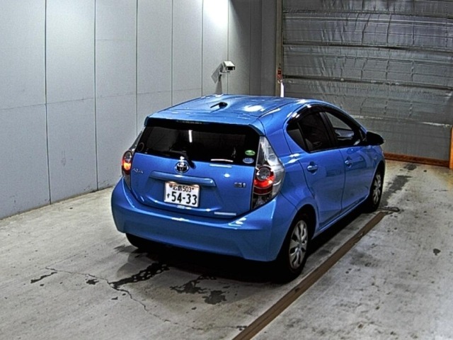 Toyota AQUA 2012 8274519-5