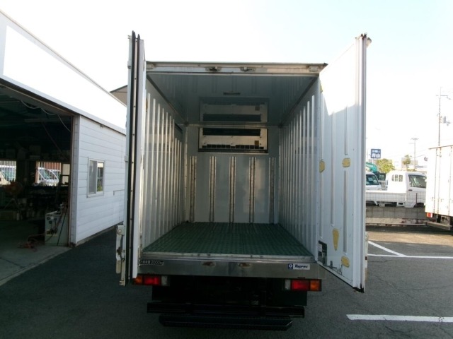 Nissan ATLAS 2017 8293664-4