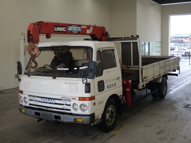 Nissan ATLAS 1990 8293774-0