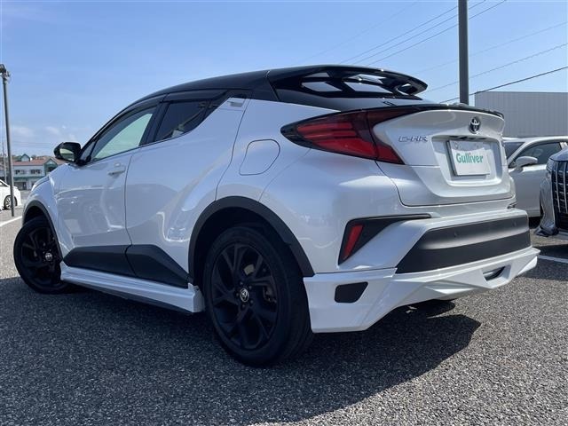 Toyota C-HR 2022 8286114-13