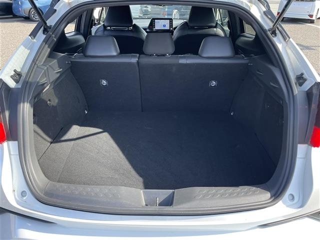 Toyota C-HR 2022 8286114-22
