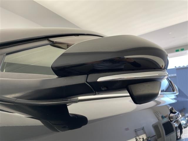 Toyota C-HR 2018 8286254-17