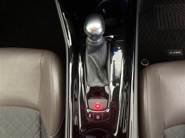 Toyota C-HR 2018 8286254-6