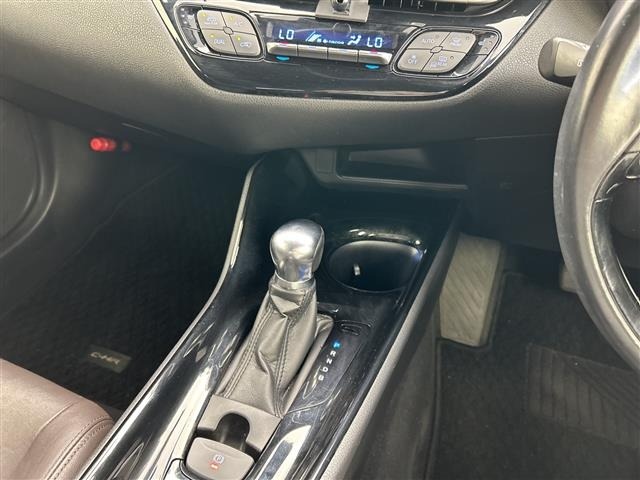Toyota C-HR 2017 8286269-20