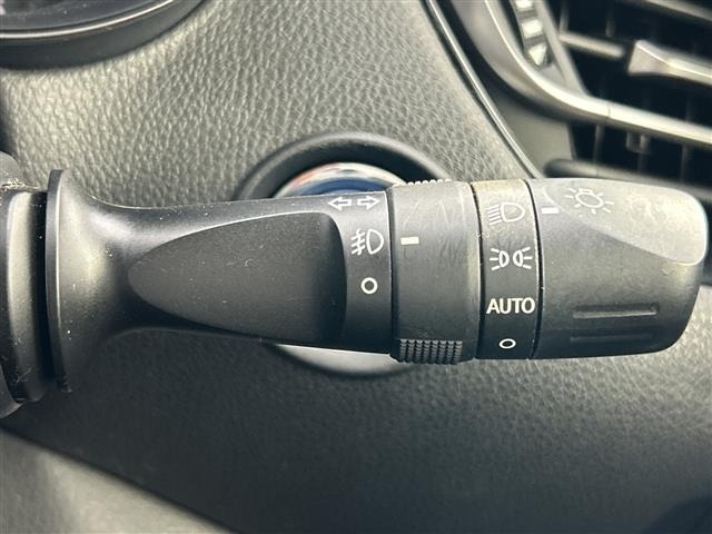 Toyota C-HR 2017 8286269-3