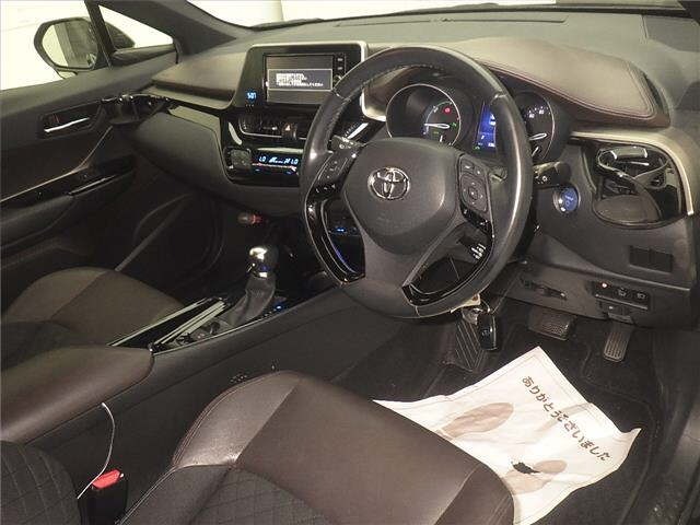 Toyota C-HR 2016 8286297-3