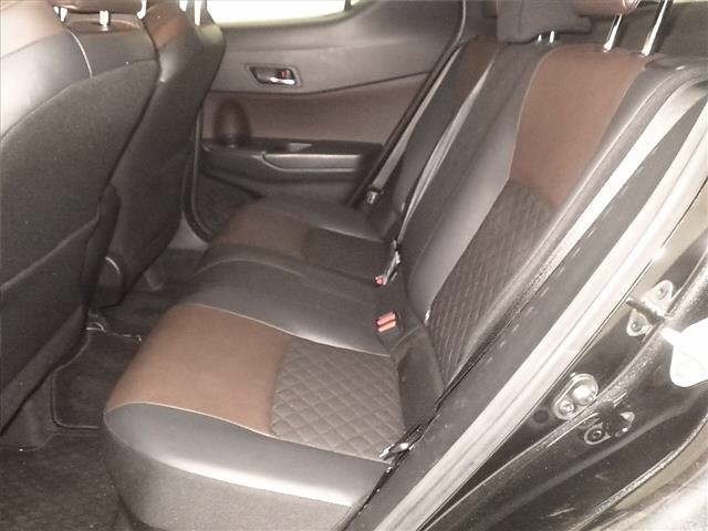 Toyota C-HR 2016 8286297-7