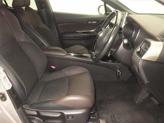 Toyota C-HR 2017 8286319-5