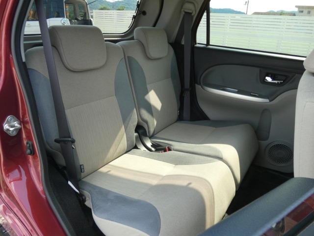 Daihatsu CAST 2018 8288014-11