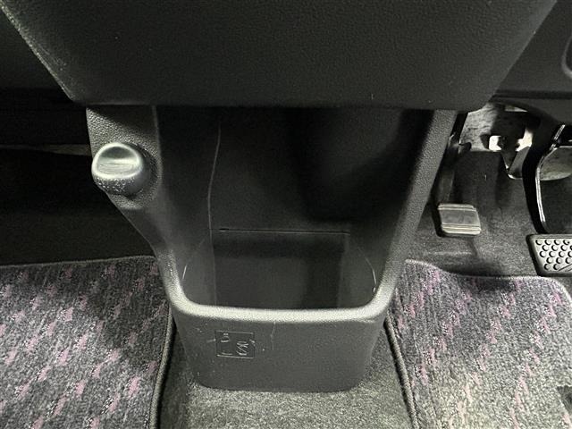 Daihatsu CAST 2020 8288359-4