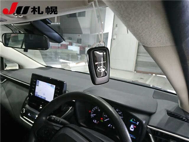 Toyota COROLLA TOURING 2021 8293287-6