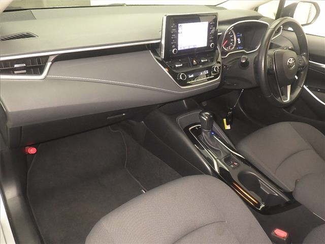 Toyota COROLLA TOURING 2022 8293327-4