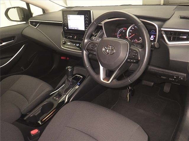 Toyota COROLLA TOURING 2022 8293339-3
