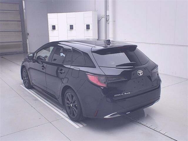 Toyota COROLLA TOURING 2023 8293342-1