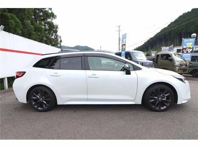 Toyota COROLLA TOURING 2023 8293349-17