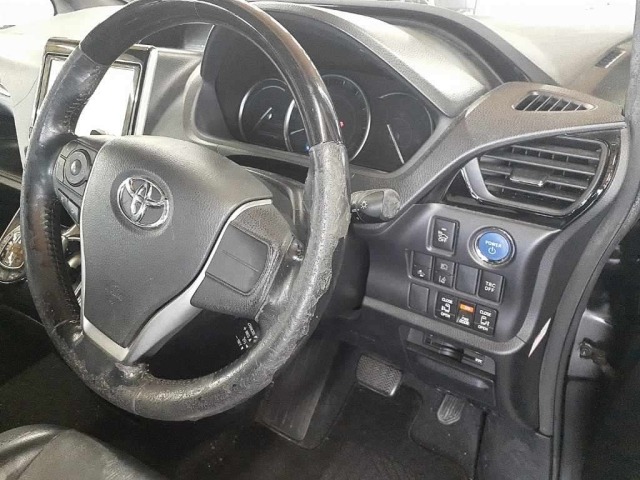 Toyota ESQUIRE 2016 8292588-9
