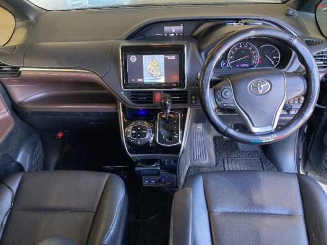 Toyota ESQUIRE 2014 8292590-3