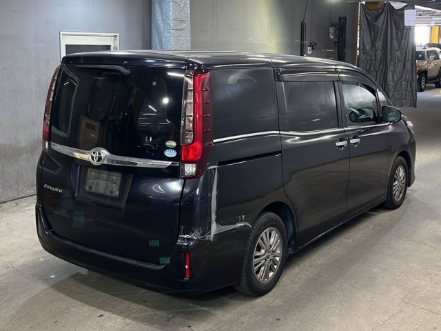 Toyota ESQUIRE 2014 8292590-5