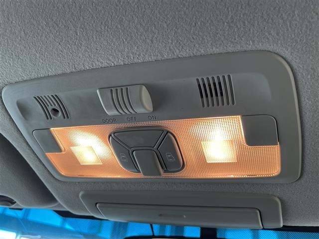 Toyota ESTIMA 2016 8292637-11