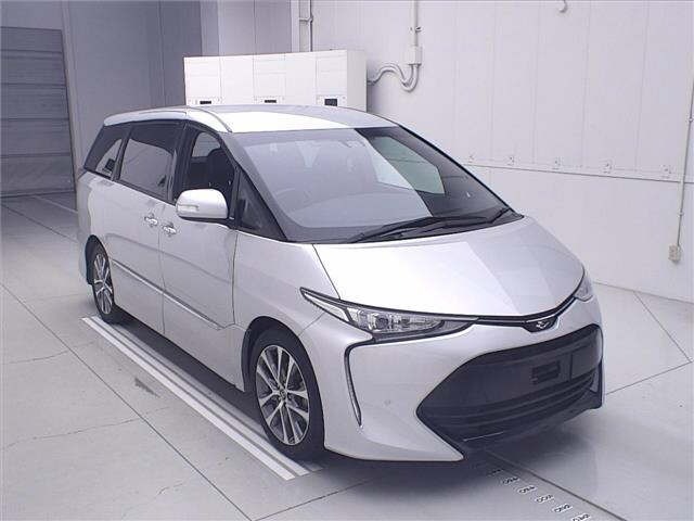 Toyota ESTIMA 2018 8292665-0