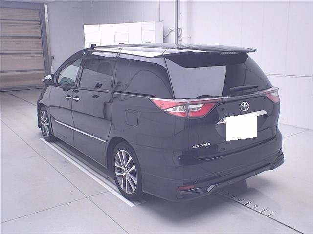 Toyota ESTIMA 2018 8292666-1