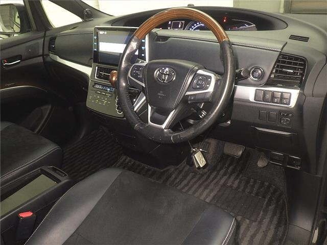 Toyota ESTIMA 2018 8292666-3