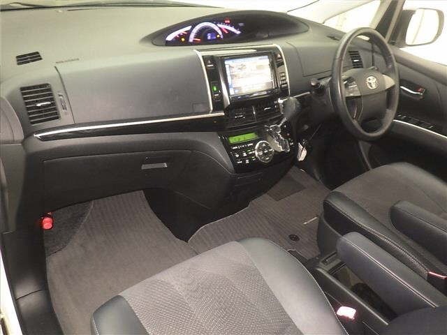Toyota ESTIMA 2013 8292667-4