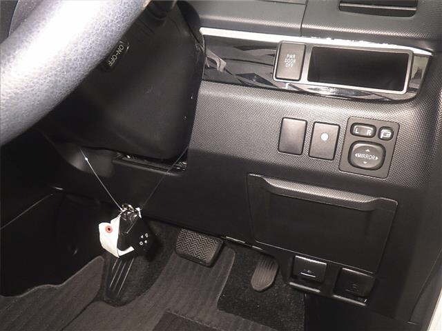 Toyota ESTIMA 2013 8292667-9