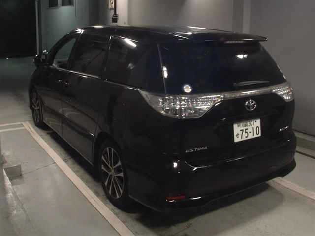 Toyota ESTIMA 2015 8292682-1