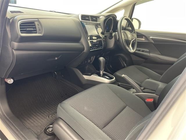 Honda FIT 2018 8274931-2