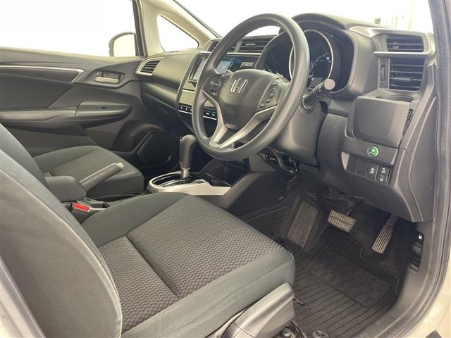 Honda FIT 2018 8274931-23