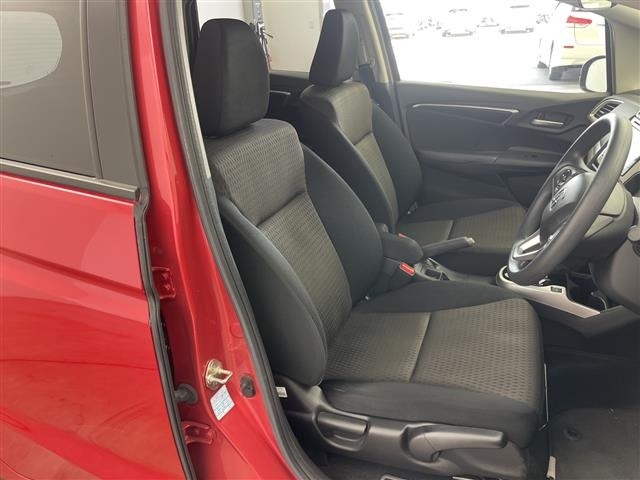 Honda FIT 2018 8274945-1