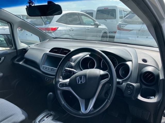 Honda FIT 2010 8275083-3