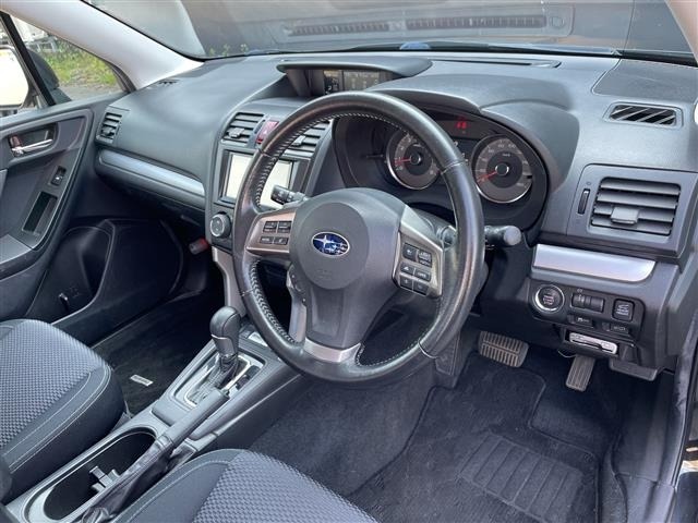 Subaru FORESTER 2013 8290030-2