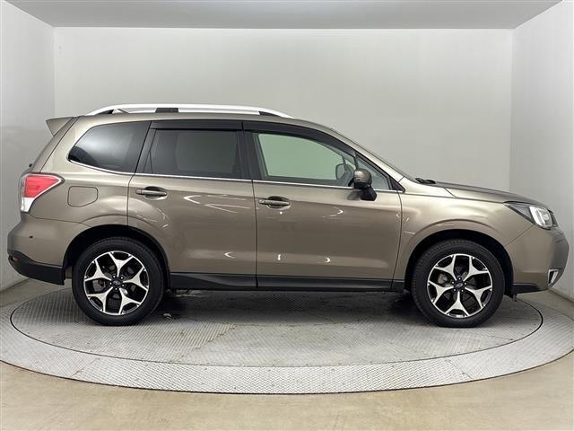 Subaru FORESTER 2018 8290048-21