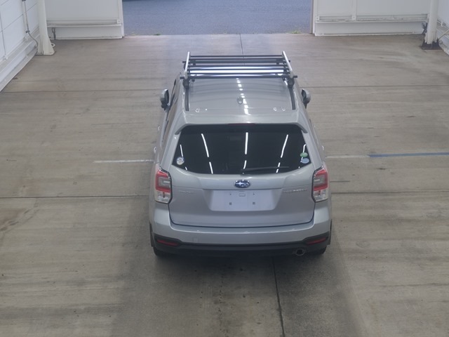 Subaru FORESTER 2016 8290117-3