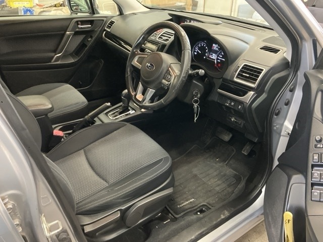 Subaru FORESTER 2016 8290117-4