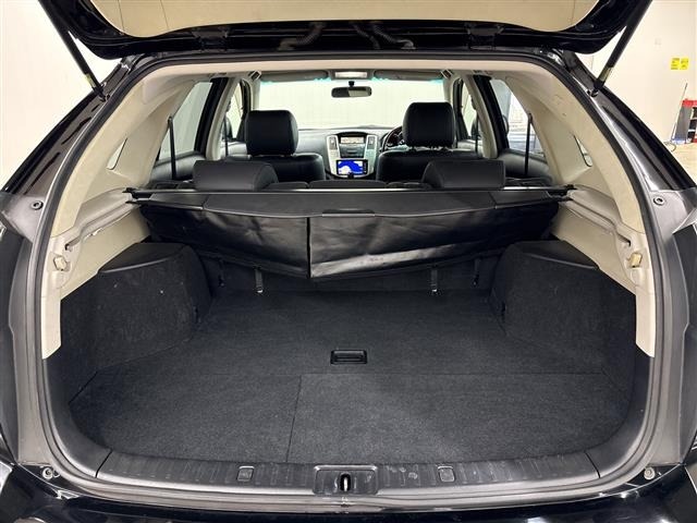 Toyota HARRIER 2005 8291840-2